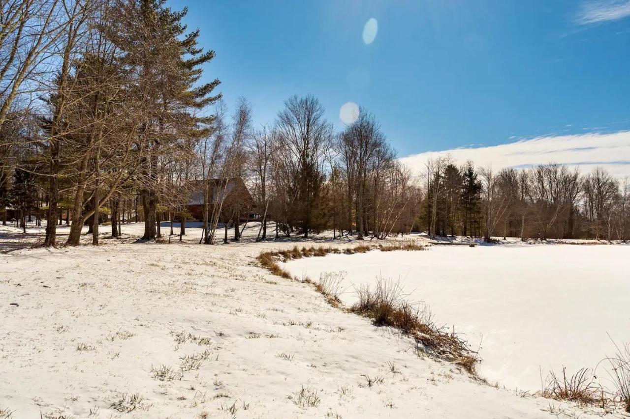 Bluebird Manor On The Water, 2 Acres & Amenities Villa Liberty Eksteriør bilde